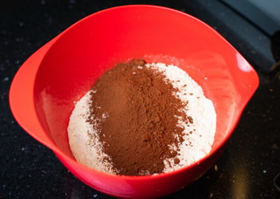 Chocolate Cheesecake aka Russischer Zupfkuchen Flower And Cocoa Powder