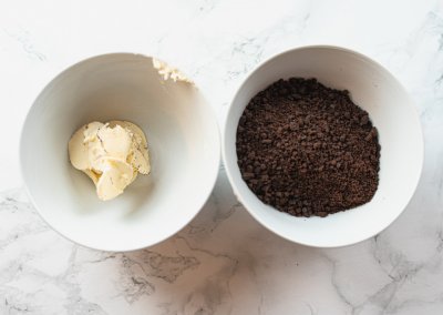 Bat Spider Halloween Cupcakes Oreo Cream And Crumbled Oreo Cookies