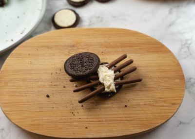 Bat Spider Halloween Cupcakes Oreo Cream On Top Of Chocolate Sticks