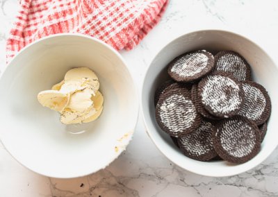 Bat Spider Halloween Cupcakes Separated Oreo Cookies And Cream