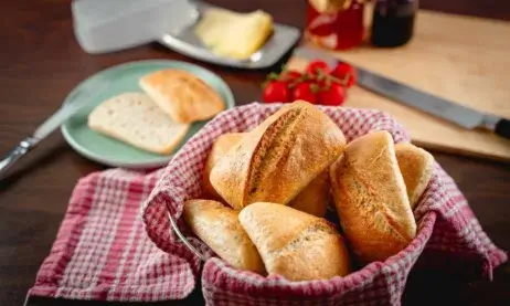 Simple Sourdough Breakfast Rolls