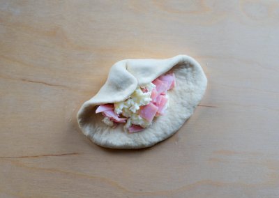 Stuffed Pizza Rolls Perfect Party Snack Shaping 3