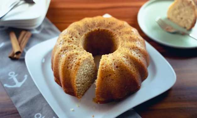 Moist Cinnamon Bundt Cake